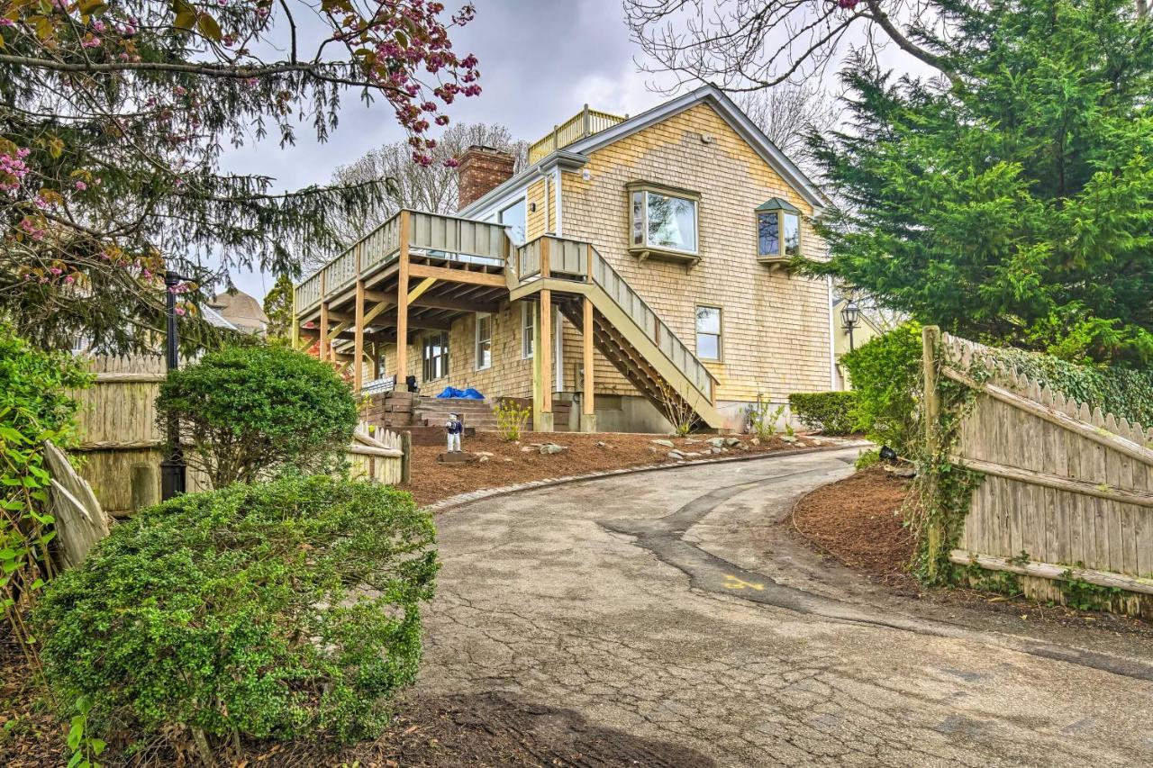 Hyannis Port Home With Bbq And Views Half Mi To Beach Exterior photo